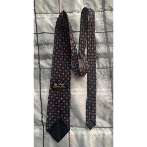 Roxy Silk Italian Tie Old Money Preppy Luxury - Picture 1 of 2